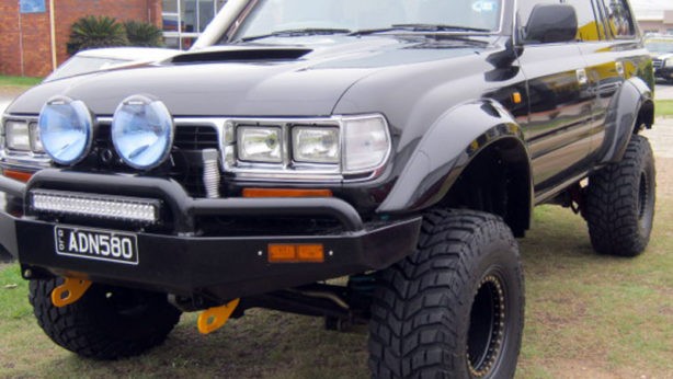 Landcruiser 80 series 125mm wide factory style body flares